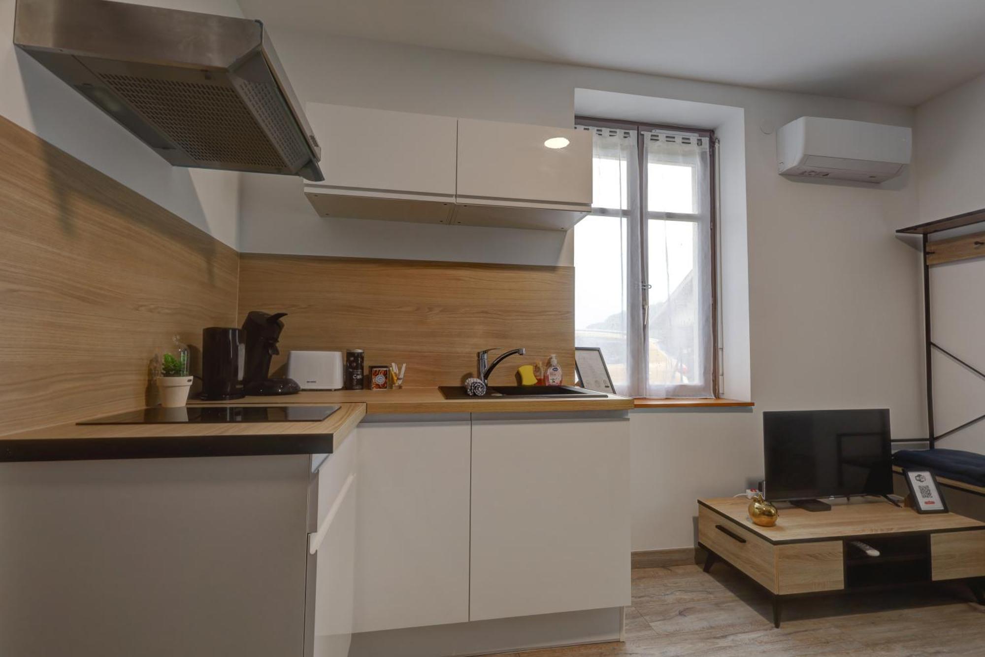 Apartamento Le Westy 2 Hieres-Sur-Amby Exterior foto